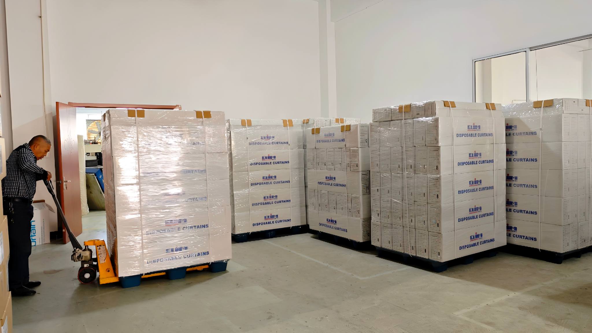 Remessa bem-sucedida de cortinas descartáveis ​​ELIM: estabelecendo novos padrões em higiene e conveniência